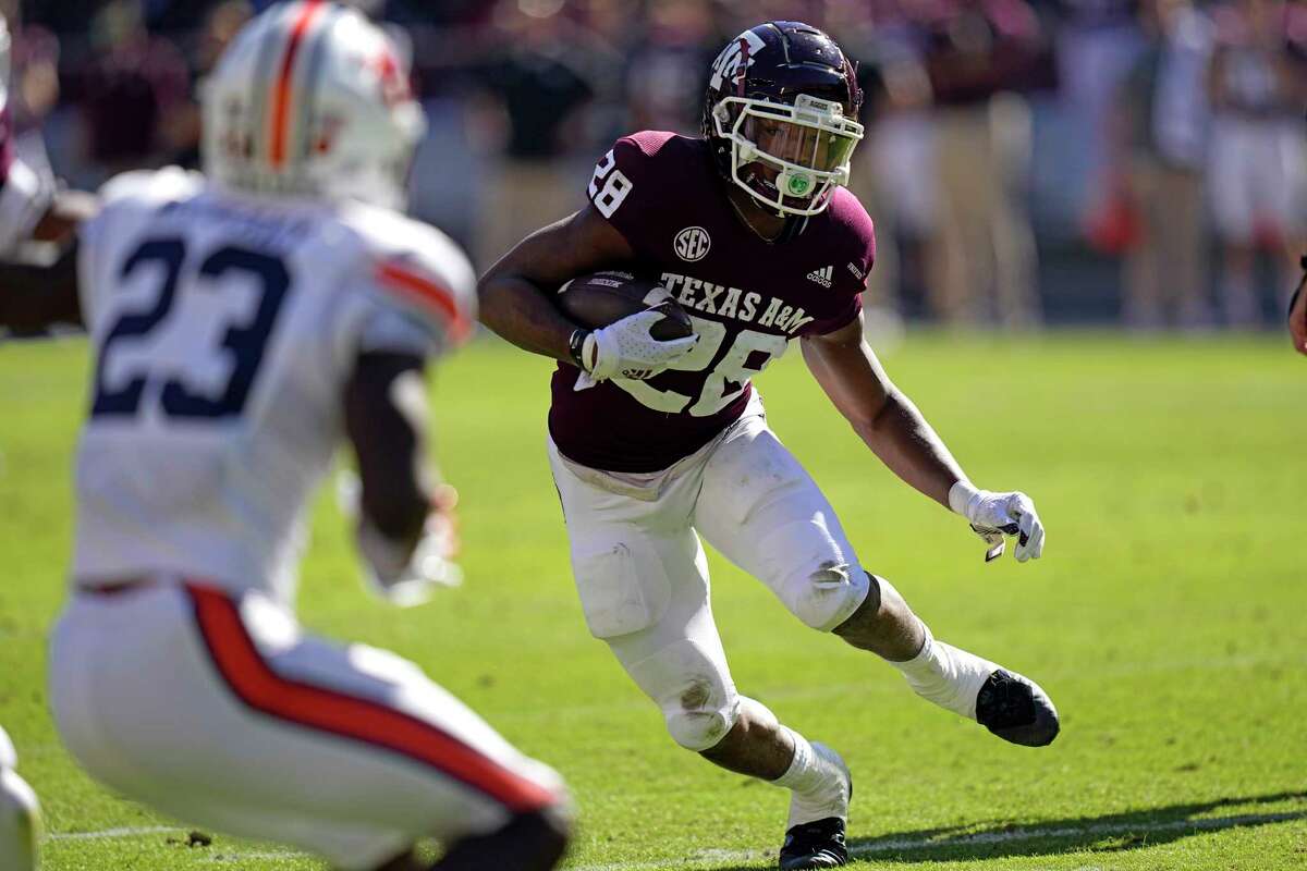 POTENTIAL FIRST ROUND PICK?  Isaiah Spiller RB Texas A&M NFL