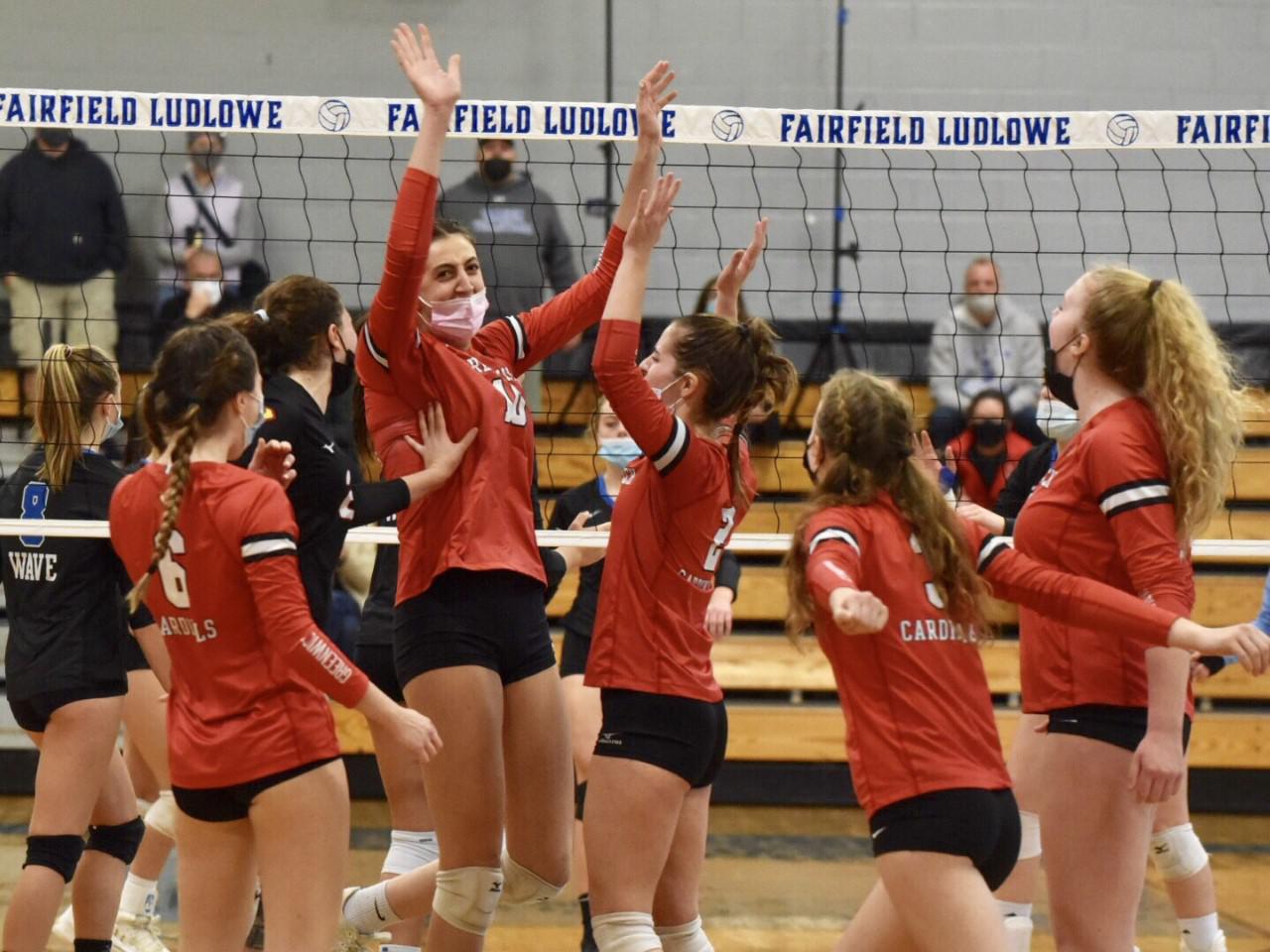 Top seed Greenwich tops Darien, claims FCIAC title - Vimarsana News