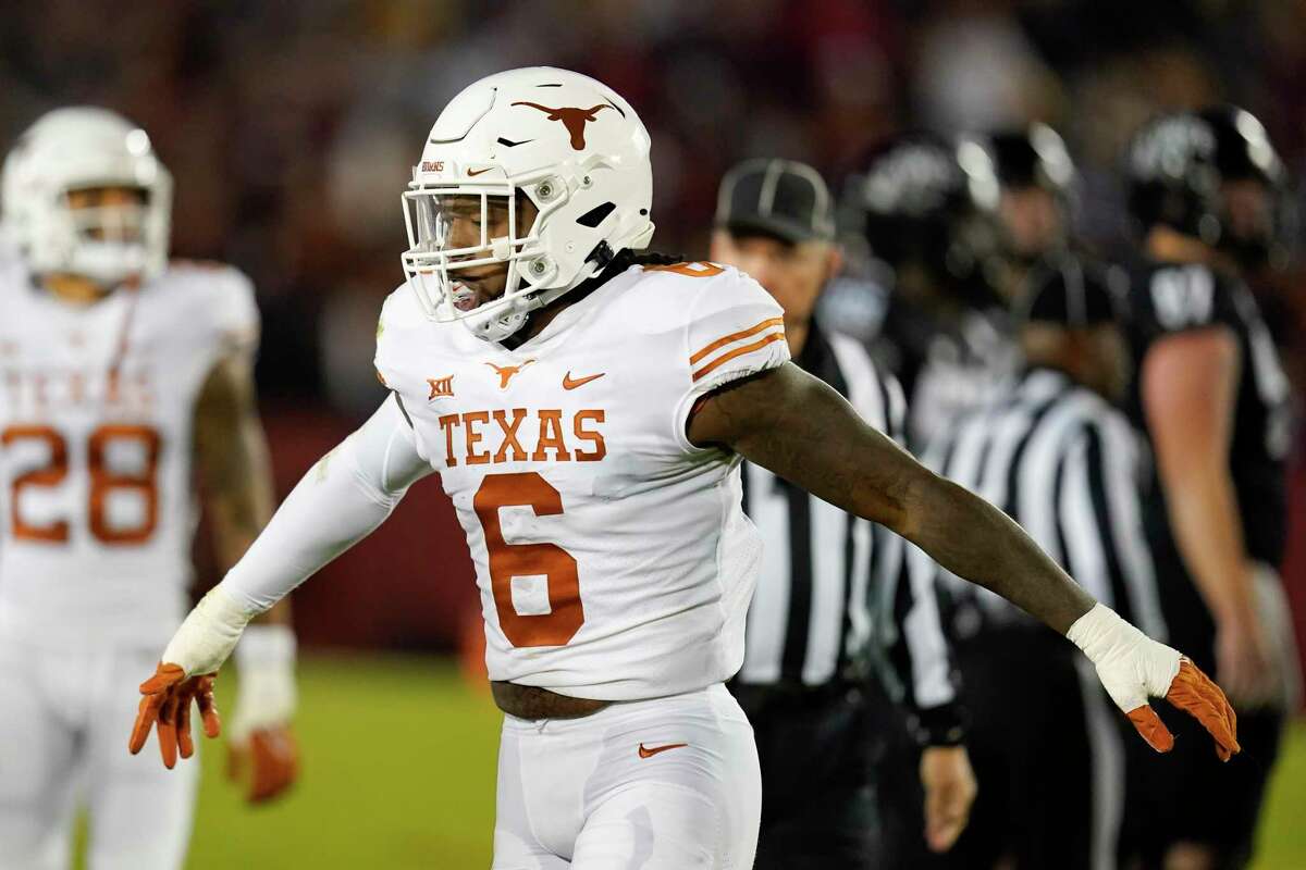 Texas’ spiral continues with fourth straight loss