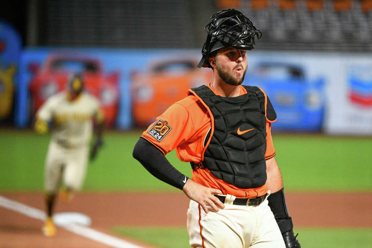 San Francisco Giants catcher Joey Bart looks on after the Padres' walk off home run in a MLB game between the San Diego Padres and the San Francisco Giants on September 25, 2020 at Oracle Park.