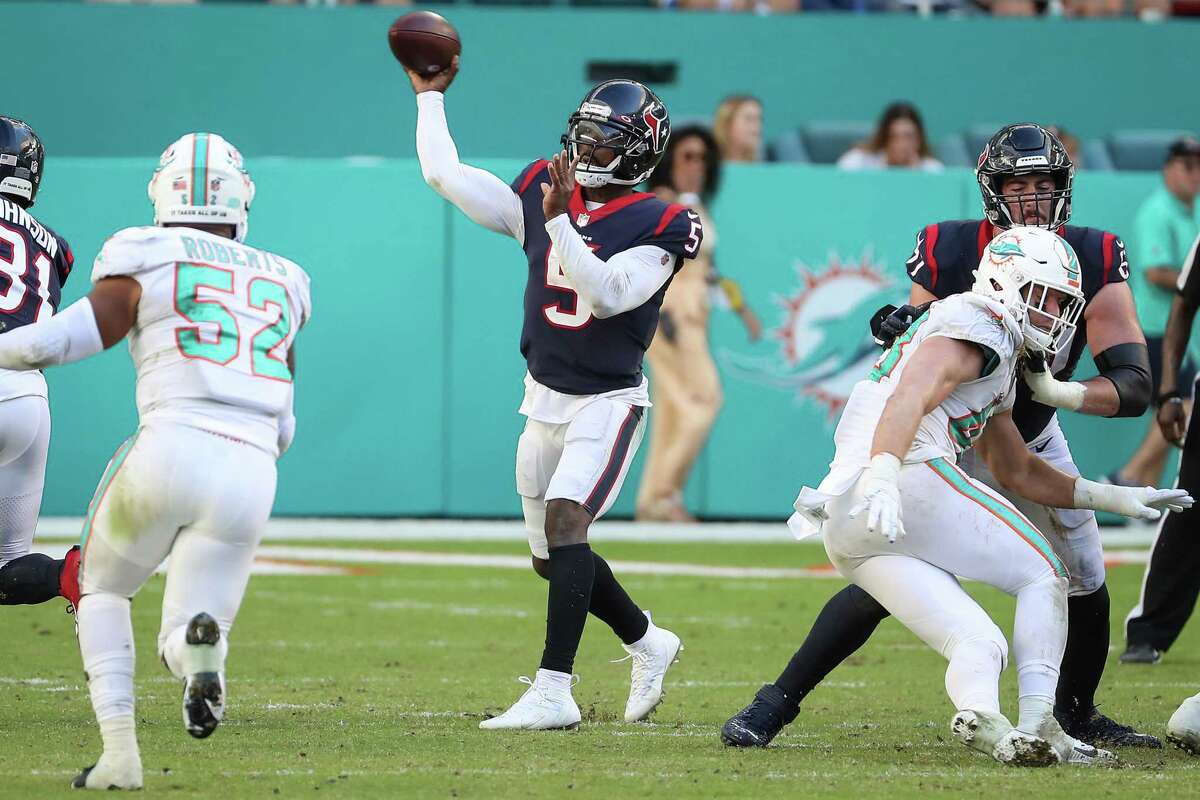 Texans QB Tyrod Taylor has not been particularly sharp passing since returning from injured reserve.