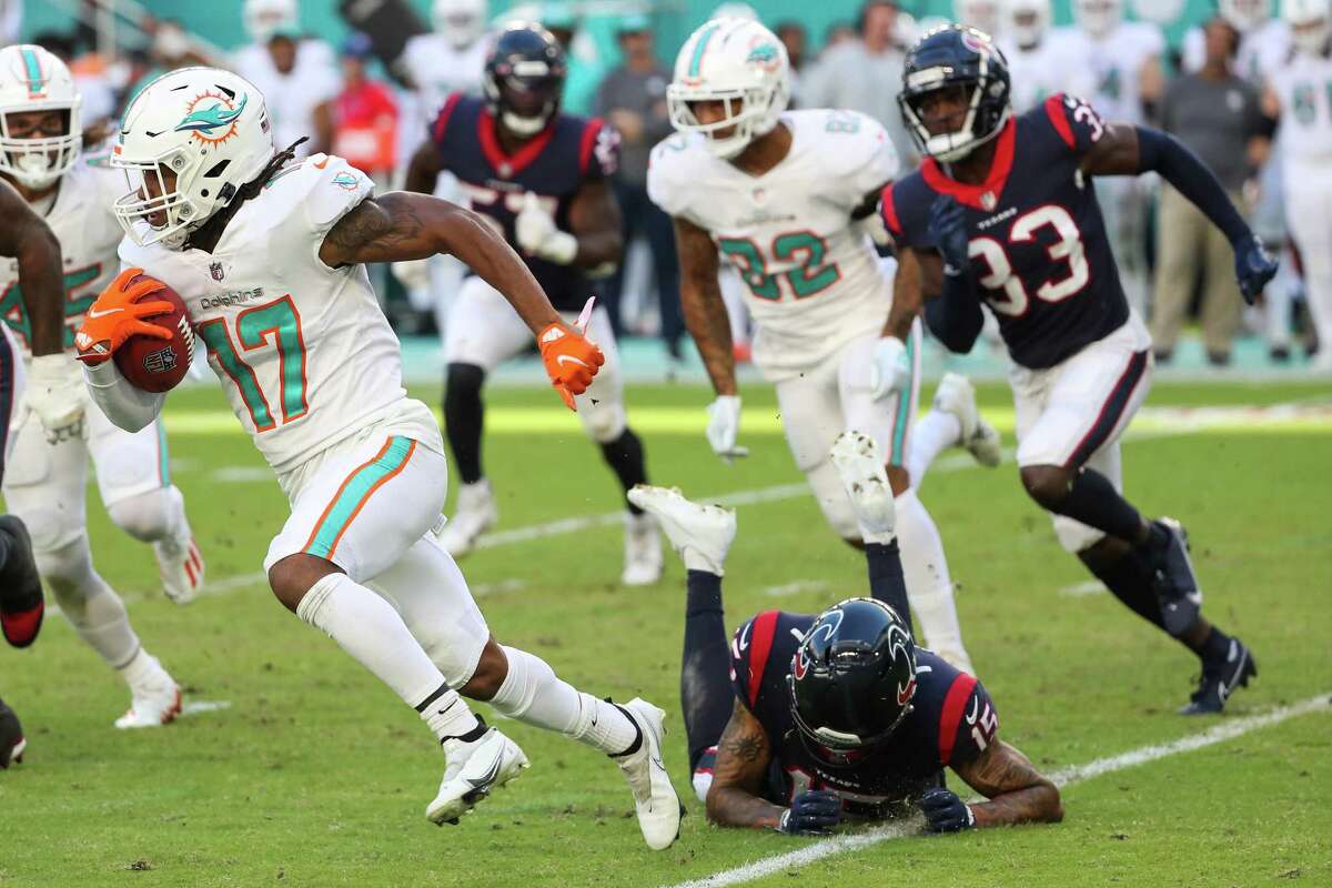 August 19, 2023: Miami Dolphins wide receiver Jaylen Waddle (17) during  warmups prior to a preseason game between the Miami Dolphins and the  Houston Texans in Houston, TX. Trask Smith/CSM (Credit Image: ©