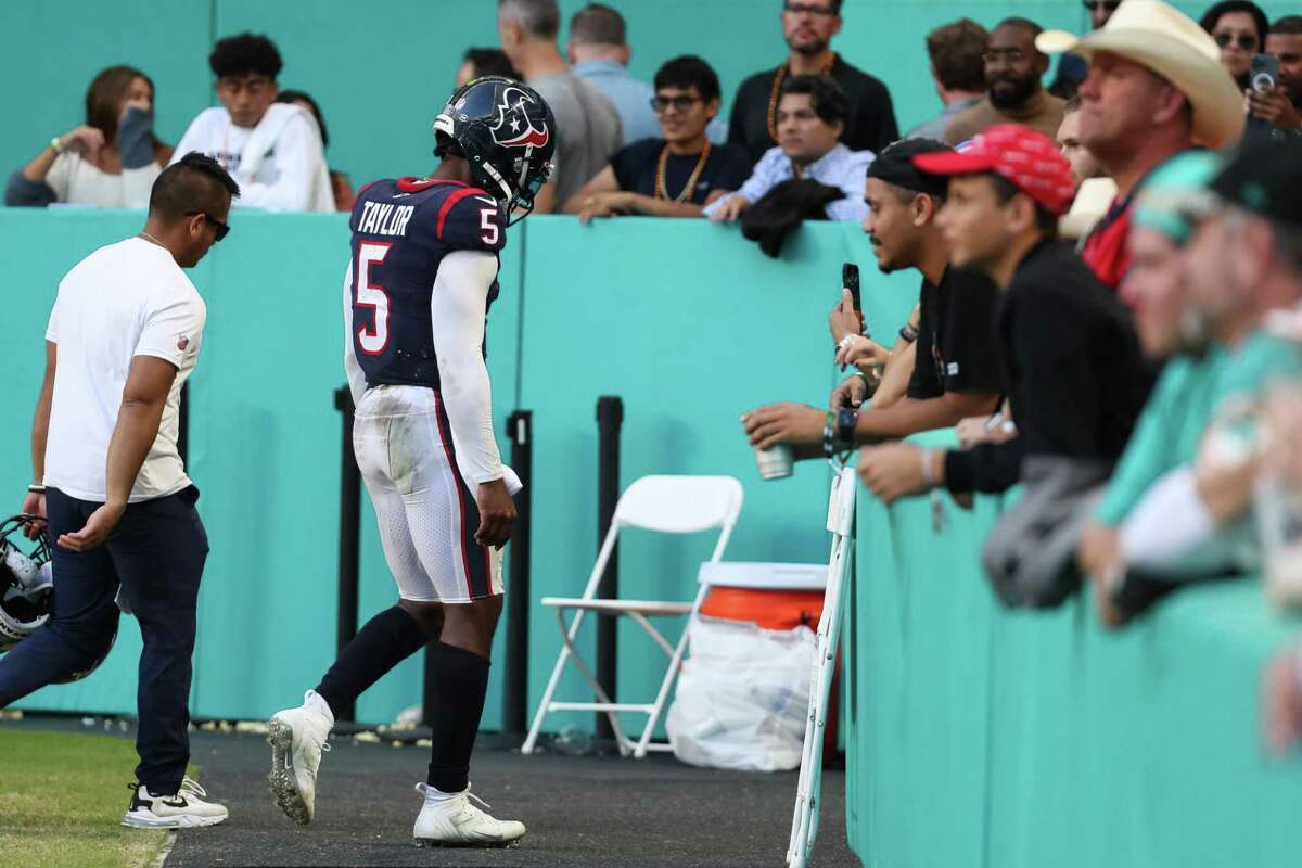 Houston Texans quarterback Tyrod Taylor (5) walks off the field at the end of the Texans’ 17-9 loss to the Miami Dolphins Sunday, Nov. 7, 2021, in Miami Gardens, Fla.