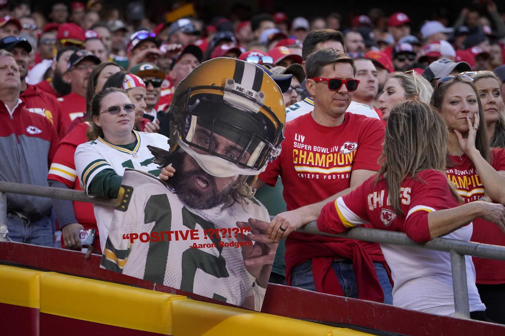 Aaron Rodgers: Packers QB out for Chiefs game due to Covid-19