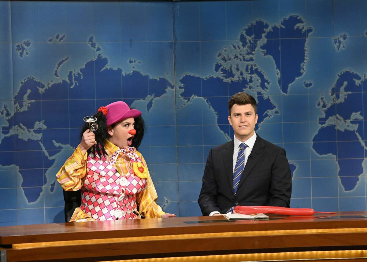 SATURDAY NIGHT LIVE -- "Kieran Culkin" Episode 1810 -- Pictured: (l-r) Cecily Strong as Goober The Clown and anchor Colin Jost during Weekend Update on Saturday, November 6, 2021 -- (Photo By: Will Heath/NBC/NBCU Photo Bank via Getty Images)