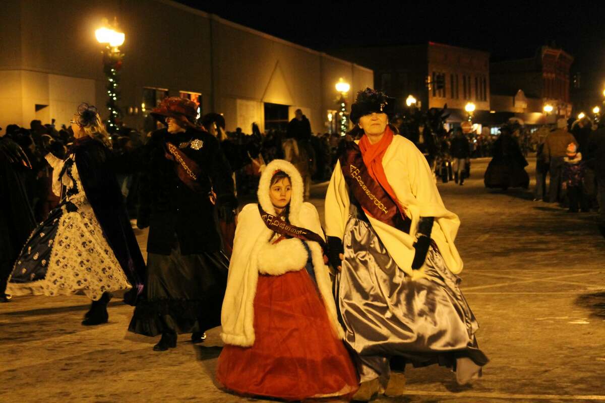 Victorian Sleighbell Parade and Old Christmas Weekend to return Dec. 25