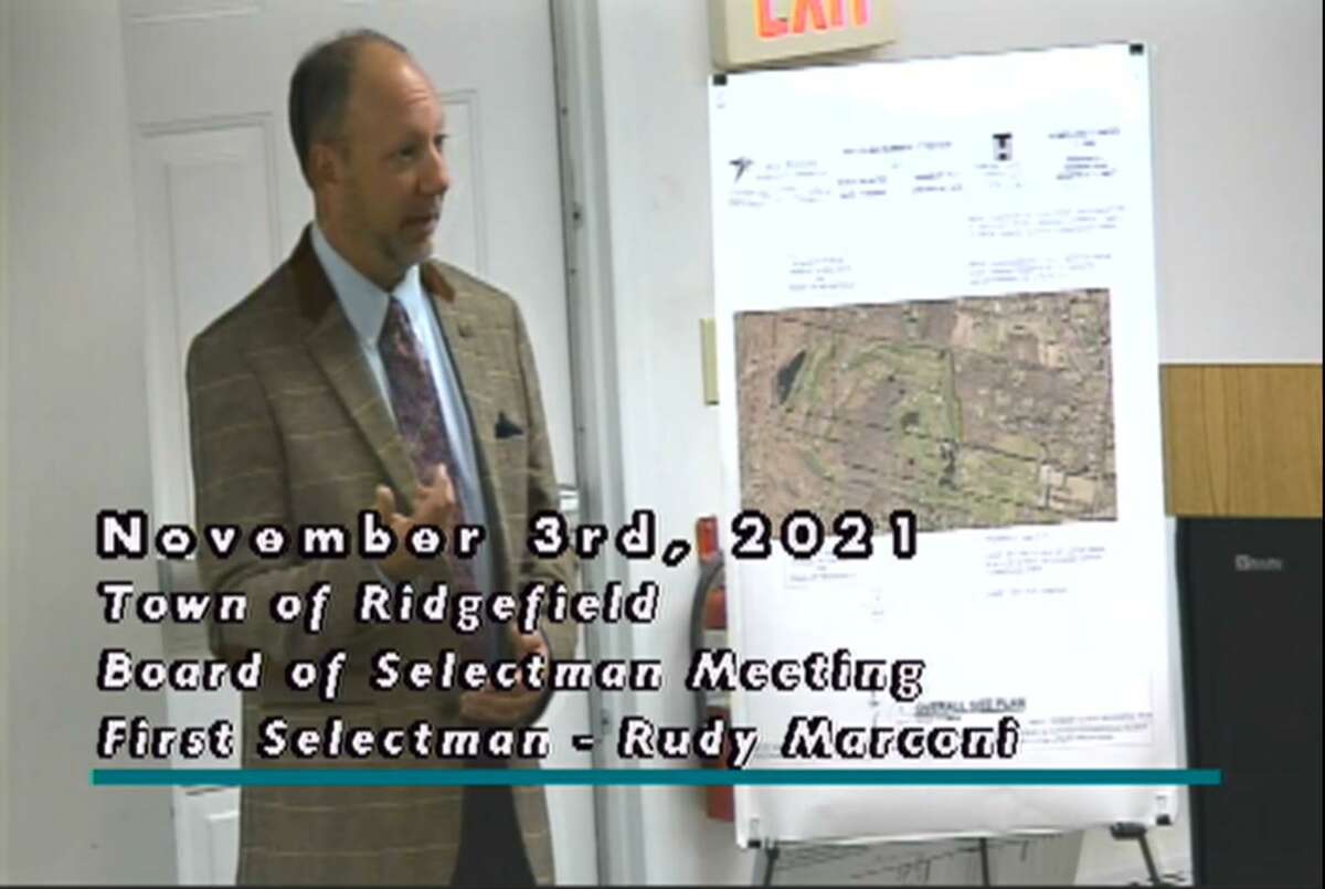 Homeland Towers’ regional manager Ray Vergati visited the Board of Selectmen Wednesday night to propose the construction of a cell tower somewhere on the Ridgefield Golf Course.