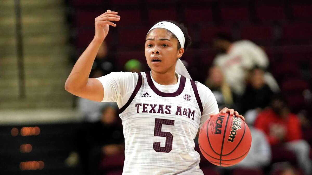 Rodriguez' First-Career Triple-Double Leads Women's Basketball to