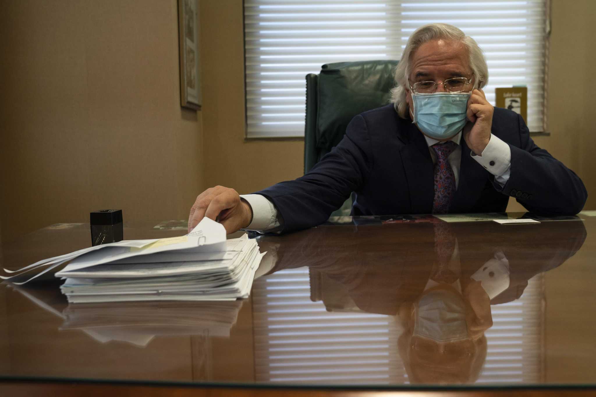 Cuellar to honor Dr. Cigarroa on Election Day at State of the Union Address - Vimarsana News