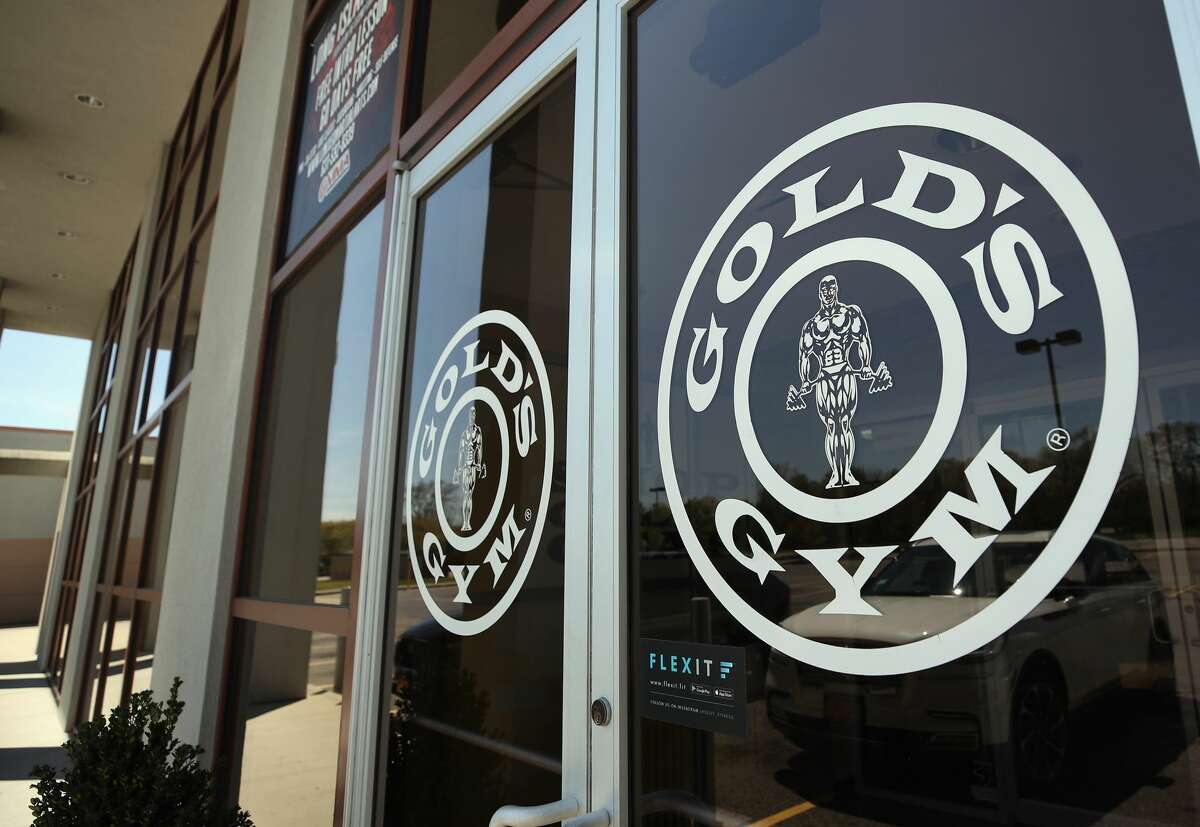 After more than 25 years at its spot at 2555 S.W. Military Drive, Gold's Gym is closing. While there are locations near Brooks and Valley Hi, the Military Drive gym was the only Gold's in the heart of the Southside 