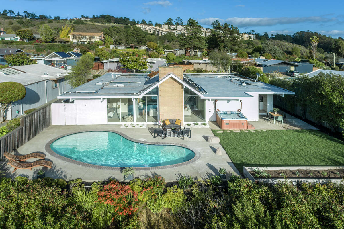 8021 Shay Drive, Oakland, Calif.