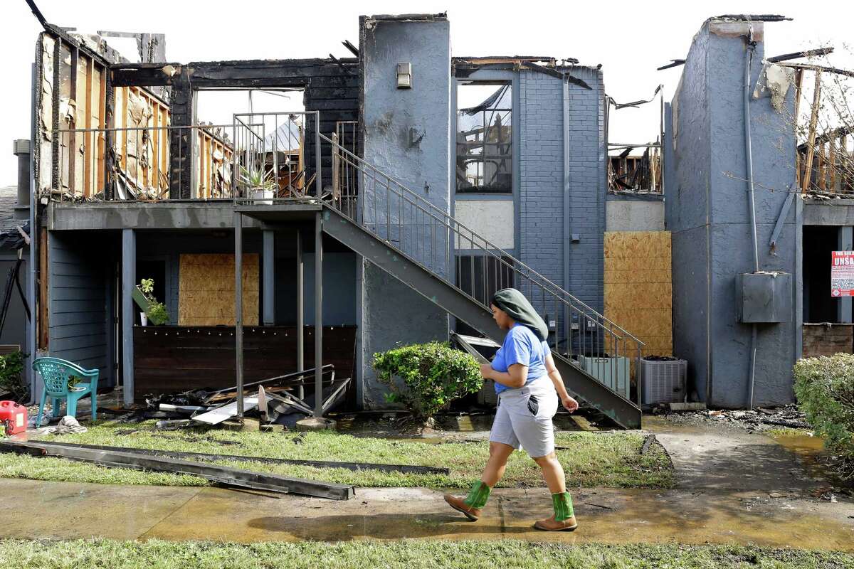 ‘State of shock’ Residents work through the aftermath of fire that