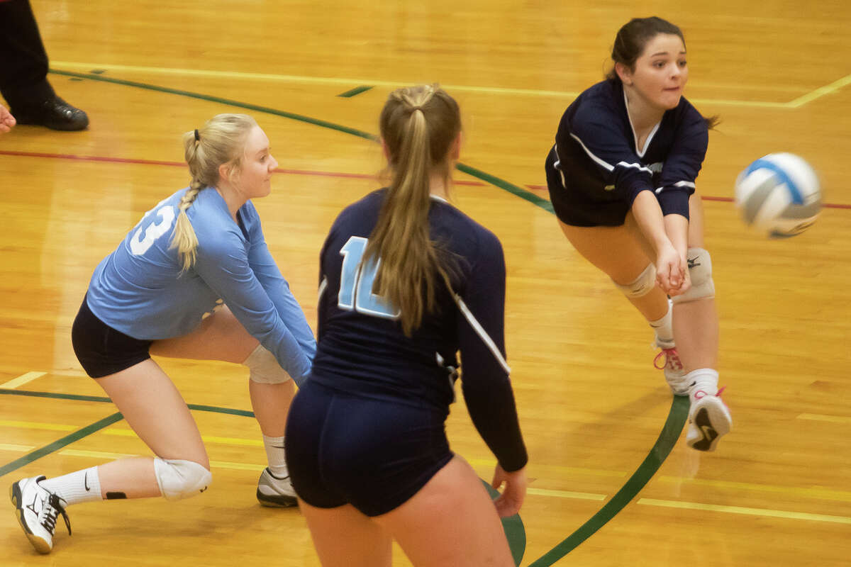 Meridian Early College High School falls to McBain High School in