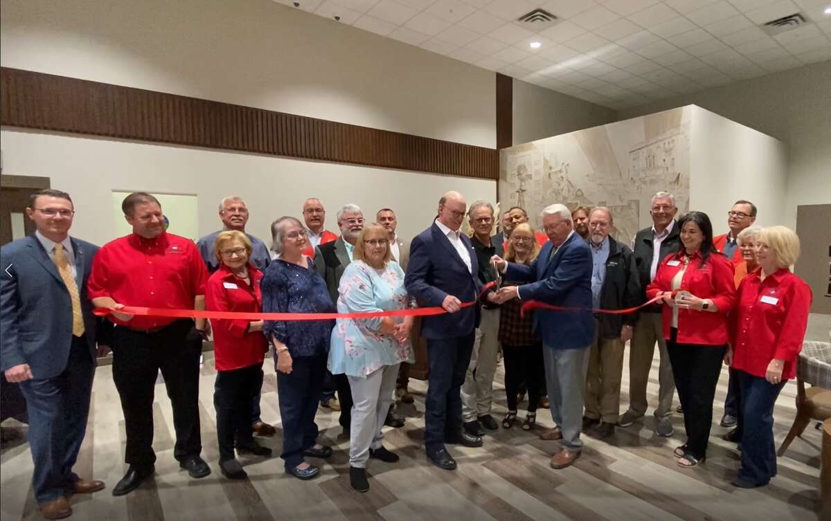 Current and former city leaders, dignitaries and local business leaders celebrate the official grand opening of Plainview's New City Hall, 202 W. 5th Street, on Tuesday, Nov. 9, 2021. 