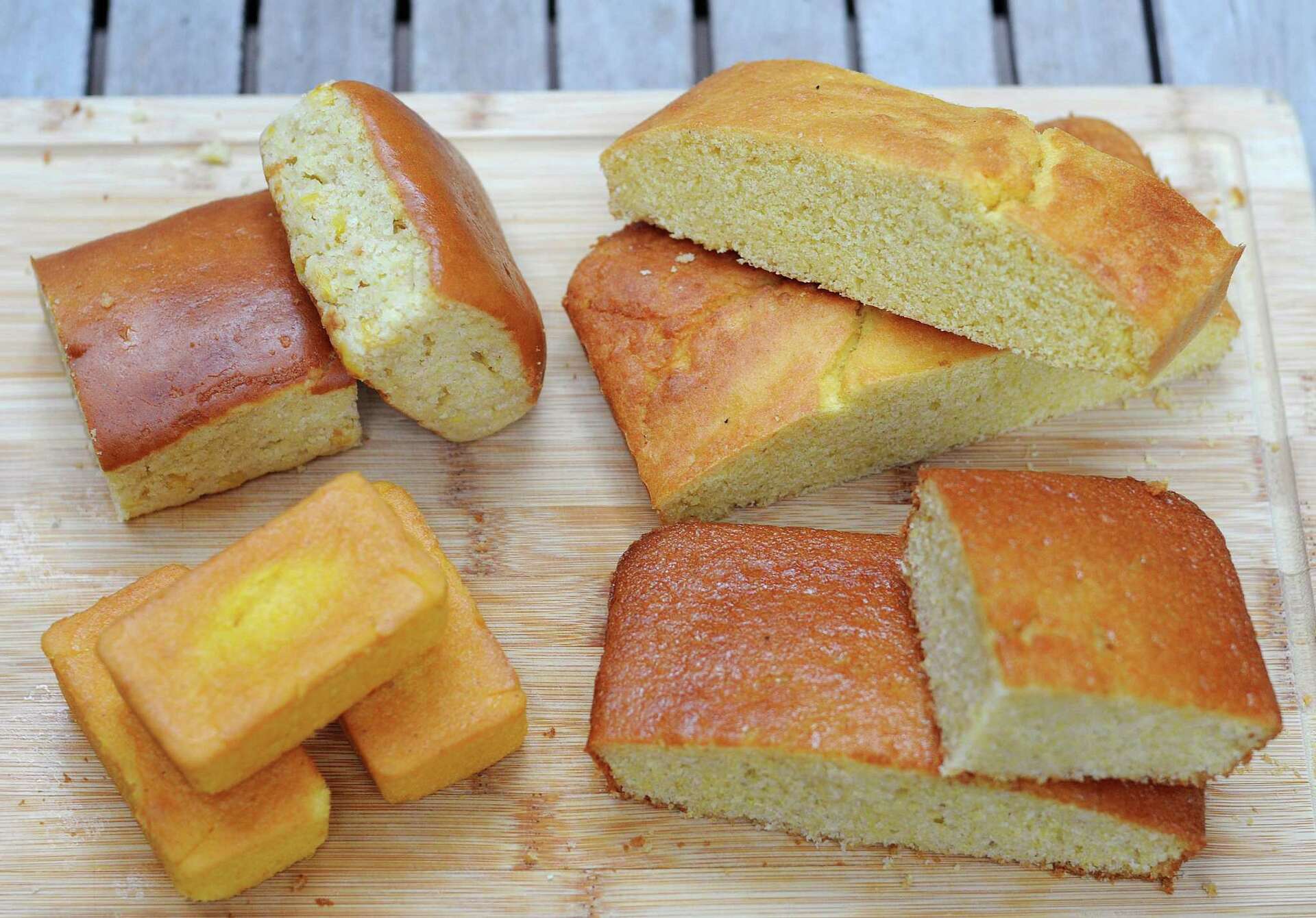 Where to find good premade cornbread in San Antonio grocery stores