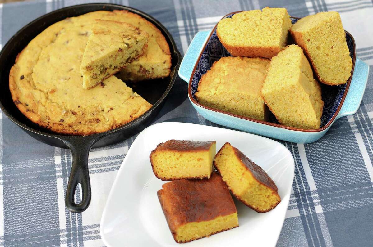 How to bake perfect cornbread for Thanksgiving cornbread dressing or as a  side to chili and fall stews