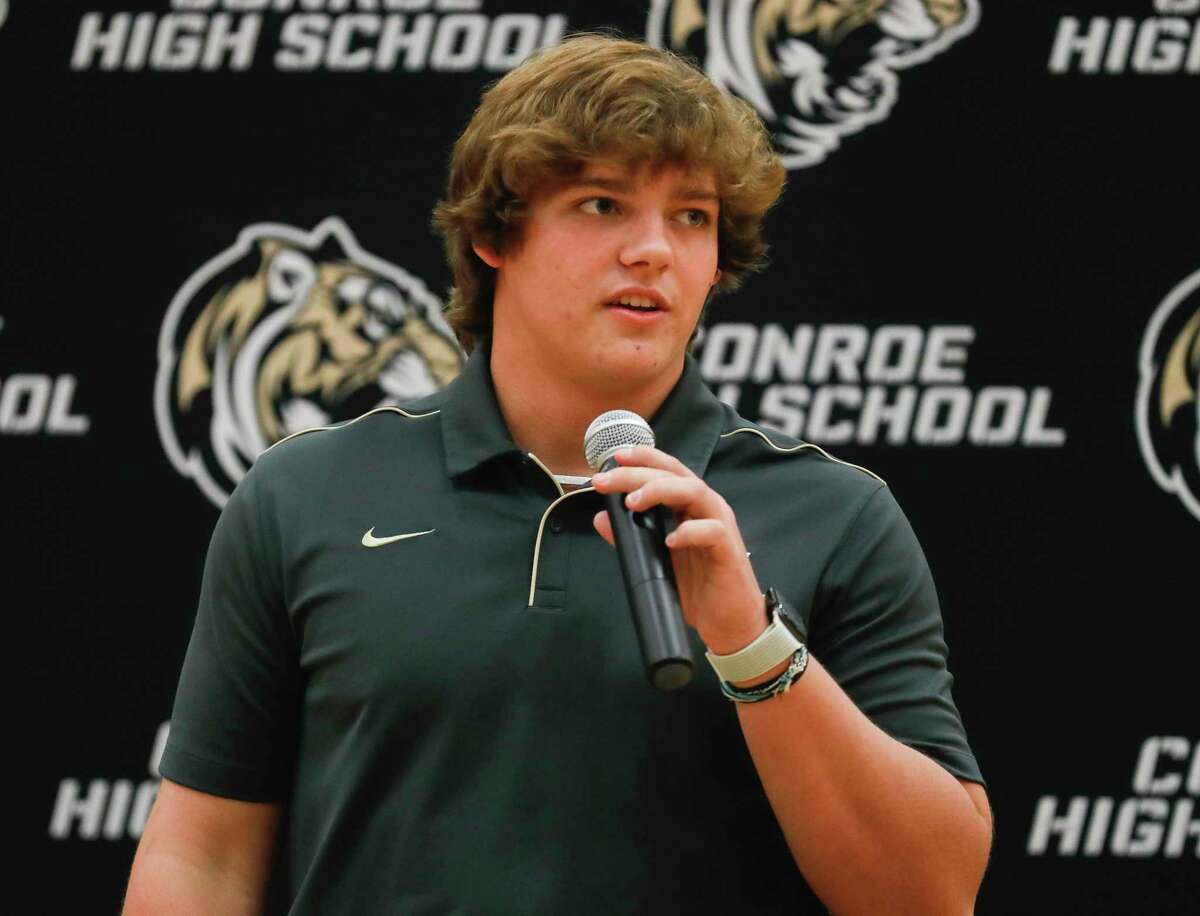 Andrew Berg speaks after signing to play baseball for Army during a signing ceremony at Conroe High School, Wednesday, Nov. 10, 2021, in Conroe.