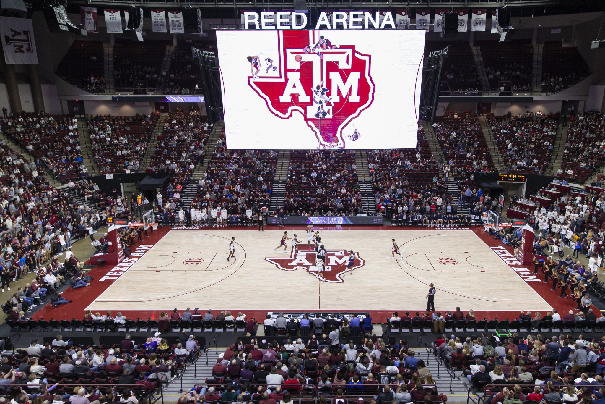 Texas A&M men's basketball routs Houston Baptist to stay perfect