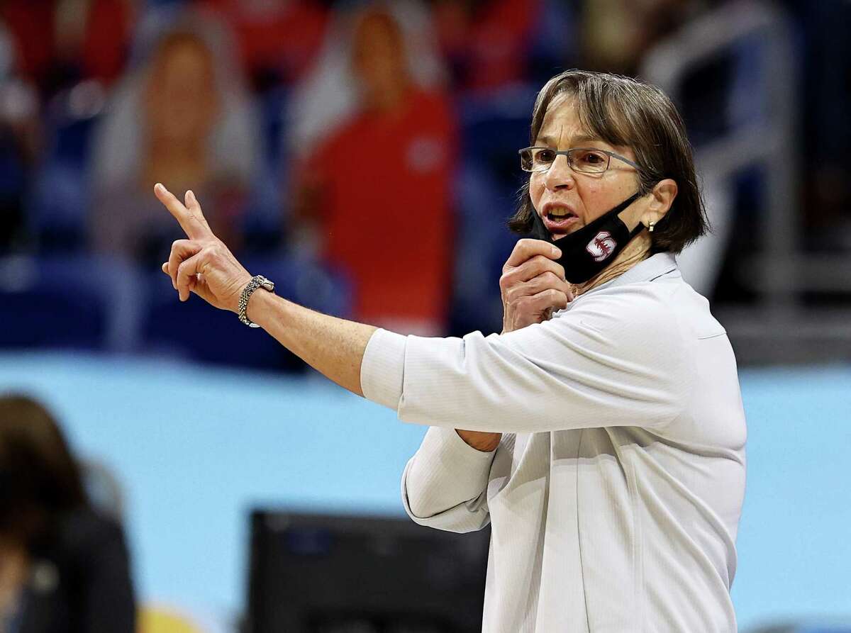 SAN ANTONIO, TEXAS - APRIL 04: Head coach Tara VanDerveer of the Stanford Cardinal directs her team during the National Championship game of the 2021 NCAA Women's Basketball Tournament at the Alamodome on April 04, 2021 in San Antonio, Texas.The Stanford Cardinal defeated the Arizona Wildcats 54-53 to win the national title. (Photo by Elsa/Getty Images)