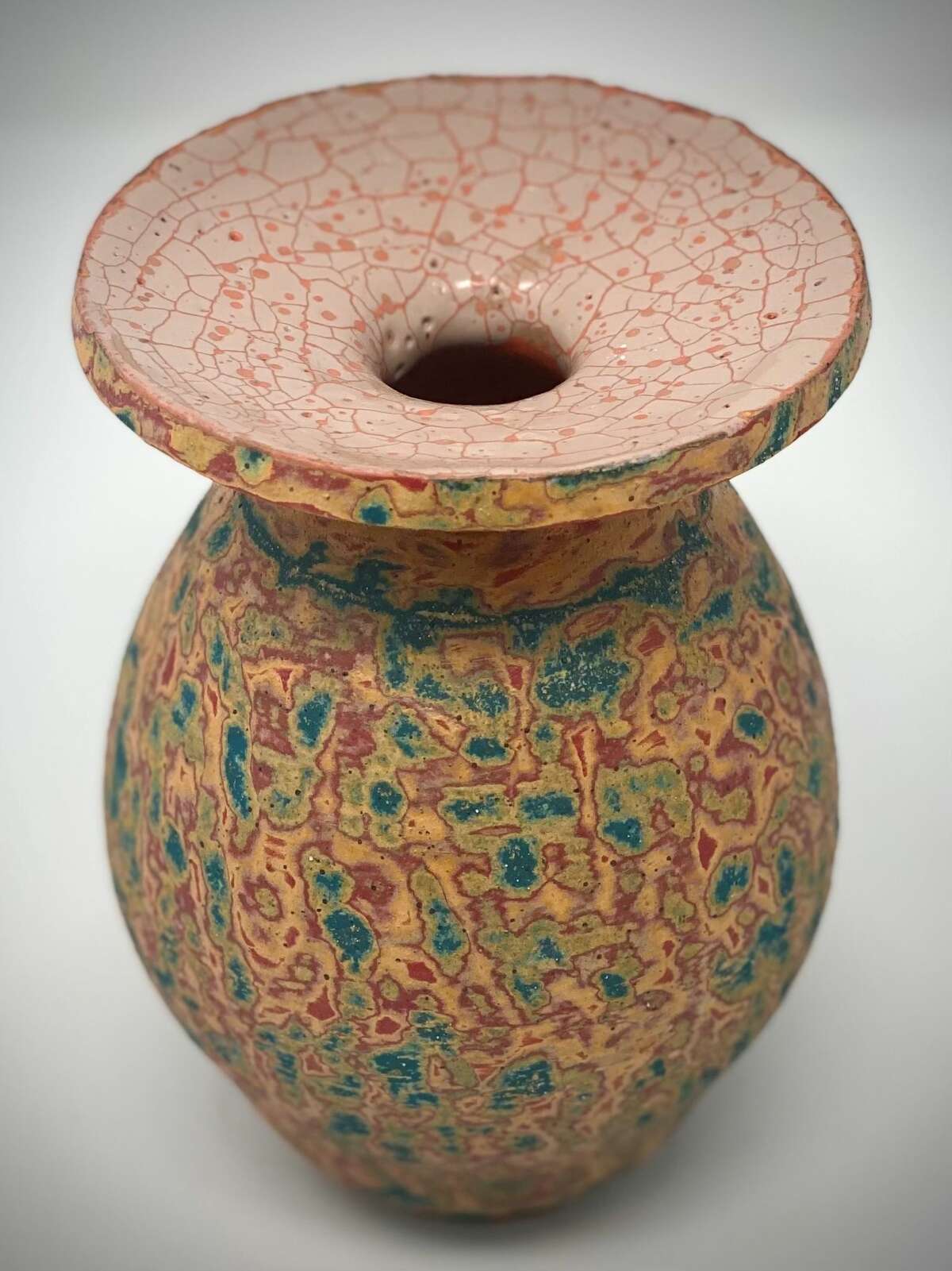 Comedic actor Seth Rogen created a vase that is currently up for auction in the Avon Theatre and Film Center's 2021 auction. The vase also has his first name signed on the bottom. 