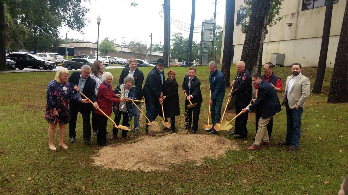 Harris County Precincts 3 And 4 Celebrate Groundbreaking Of George Hw Bush Community Center 1654