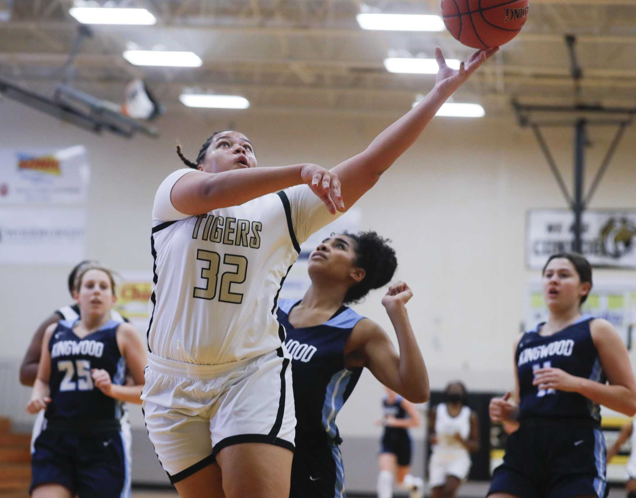 Hoops roundup Lady Tigers Classic returns with Conroe topping Kingwood