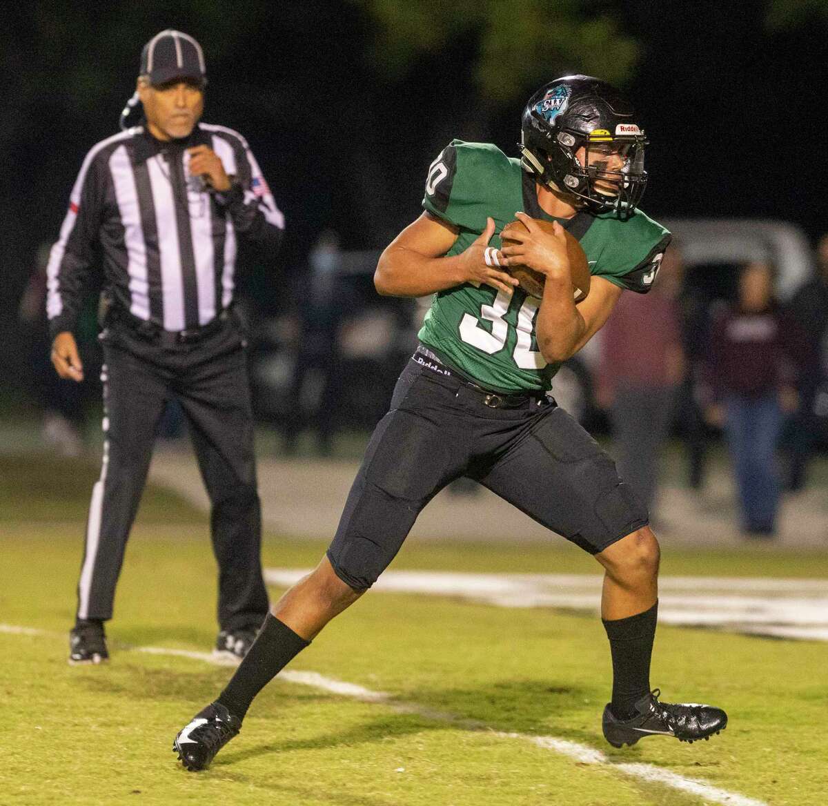 Southwest?•s Hipolito Salazar scores a first half touchdown Thursday night Nov. 11, 2021 during the dragon?•s game against the Kennedy Rockets.