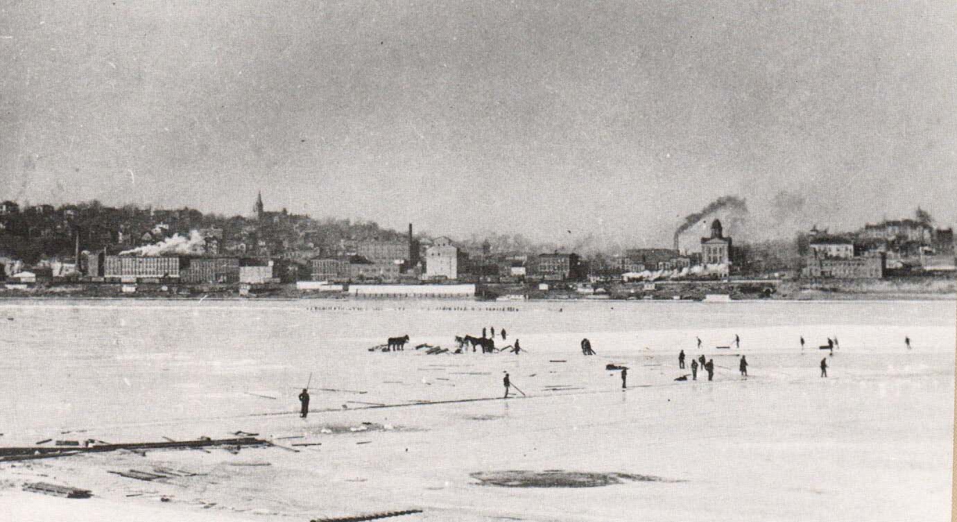 Ice Harvesting Important Winter Activity In 1900   RawImage 