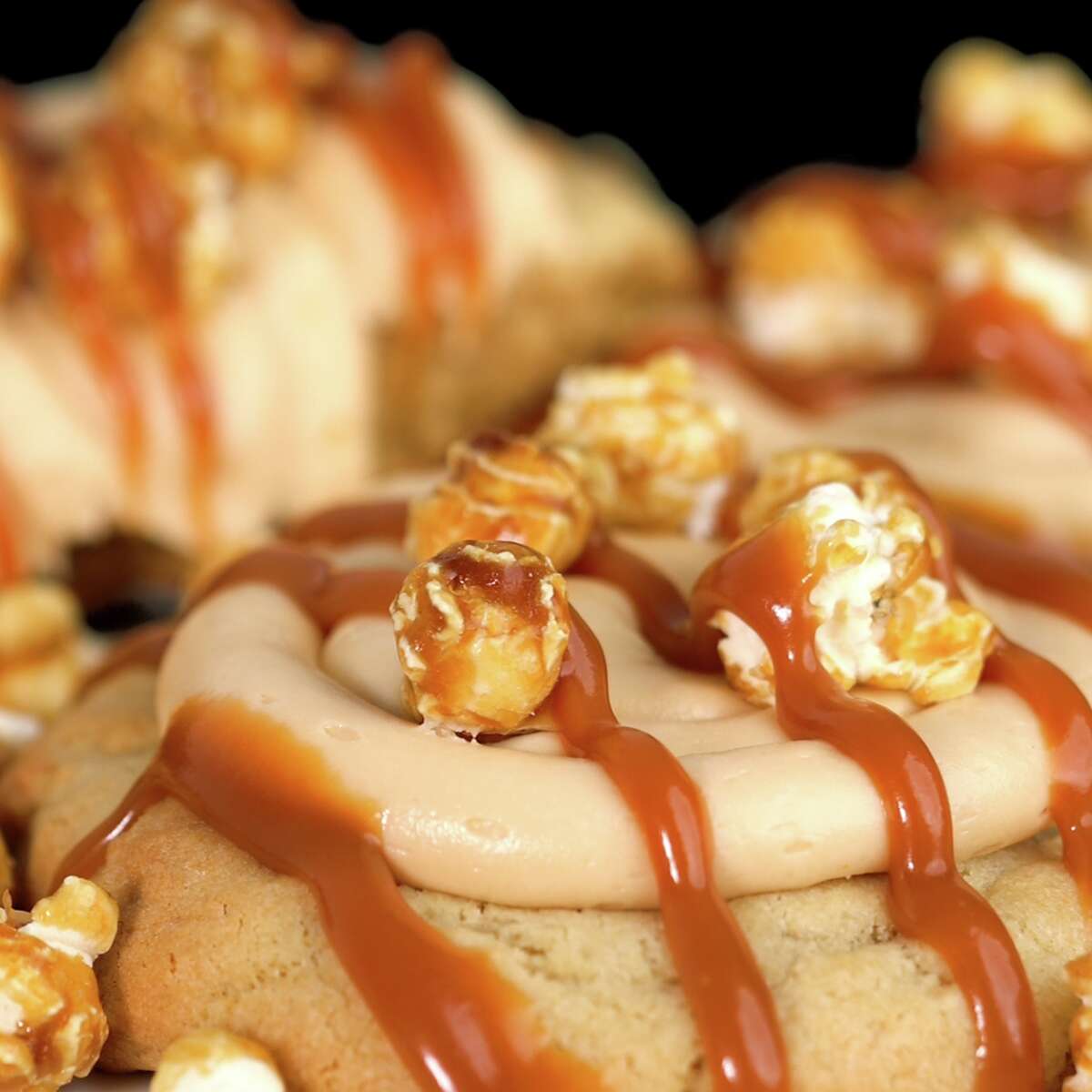 Crumbl Cookies opens first CT location this weekend