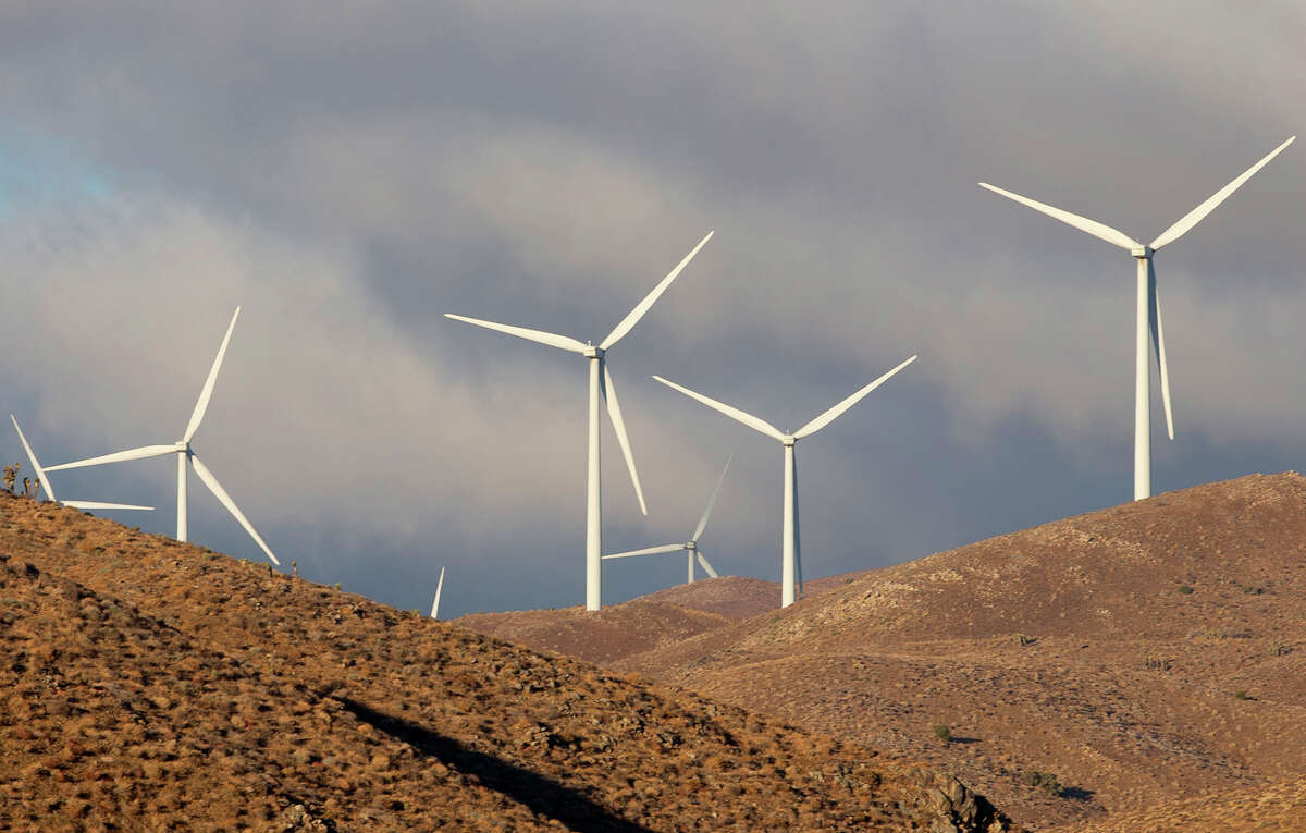 What it’s like to climb a wind turbine that’s powering BART