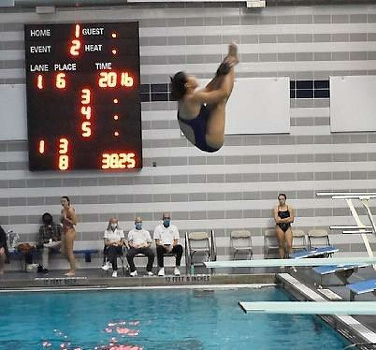 Hannah Chuckas’ personal best score of 469.25 after 11 dives earned her the state title.