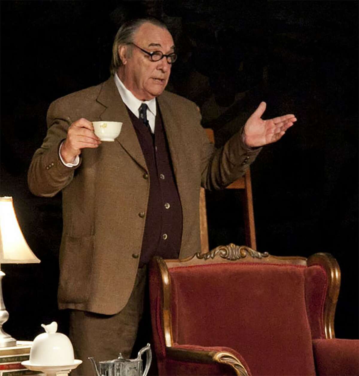 Actor David Payne takes on the persona of the great British author in “An Evening with C.S. Lewis.” (credit: Bird and Baby Productions)