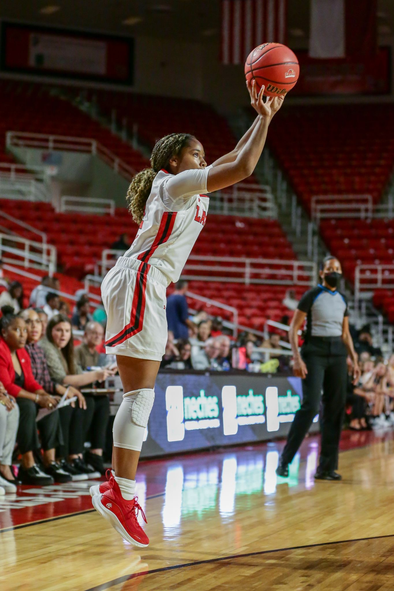 Lamar Womens Basketball Blows Out Hpu With Hot Shooting