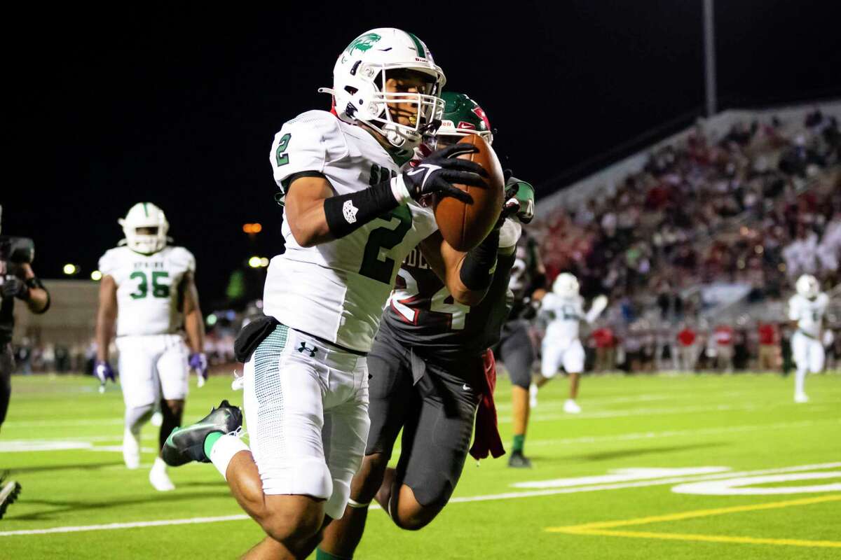 Houston-area football players sign letters of intent