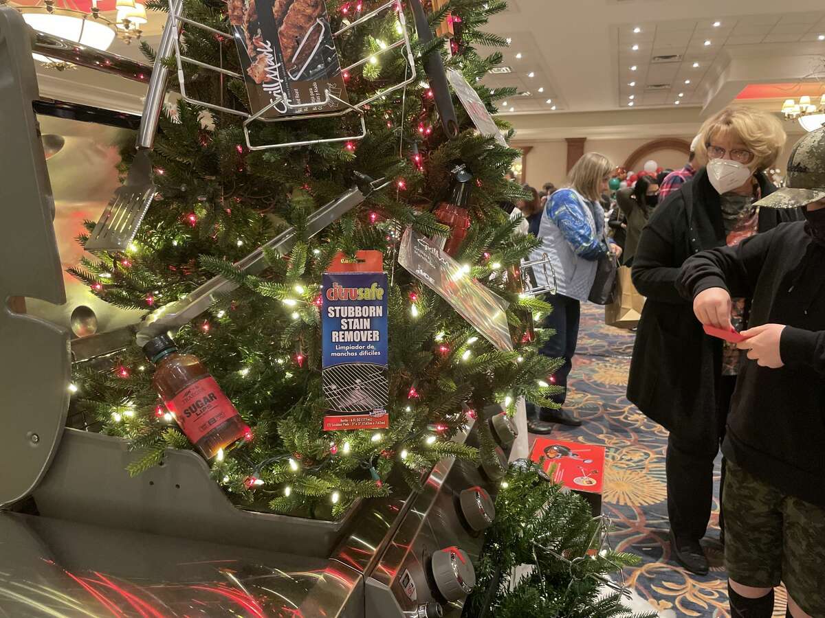 Festival of Trees returns to Great Lakes Bay Region