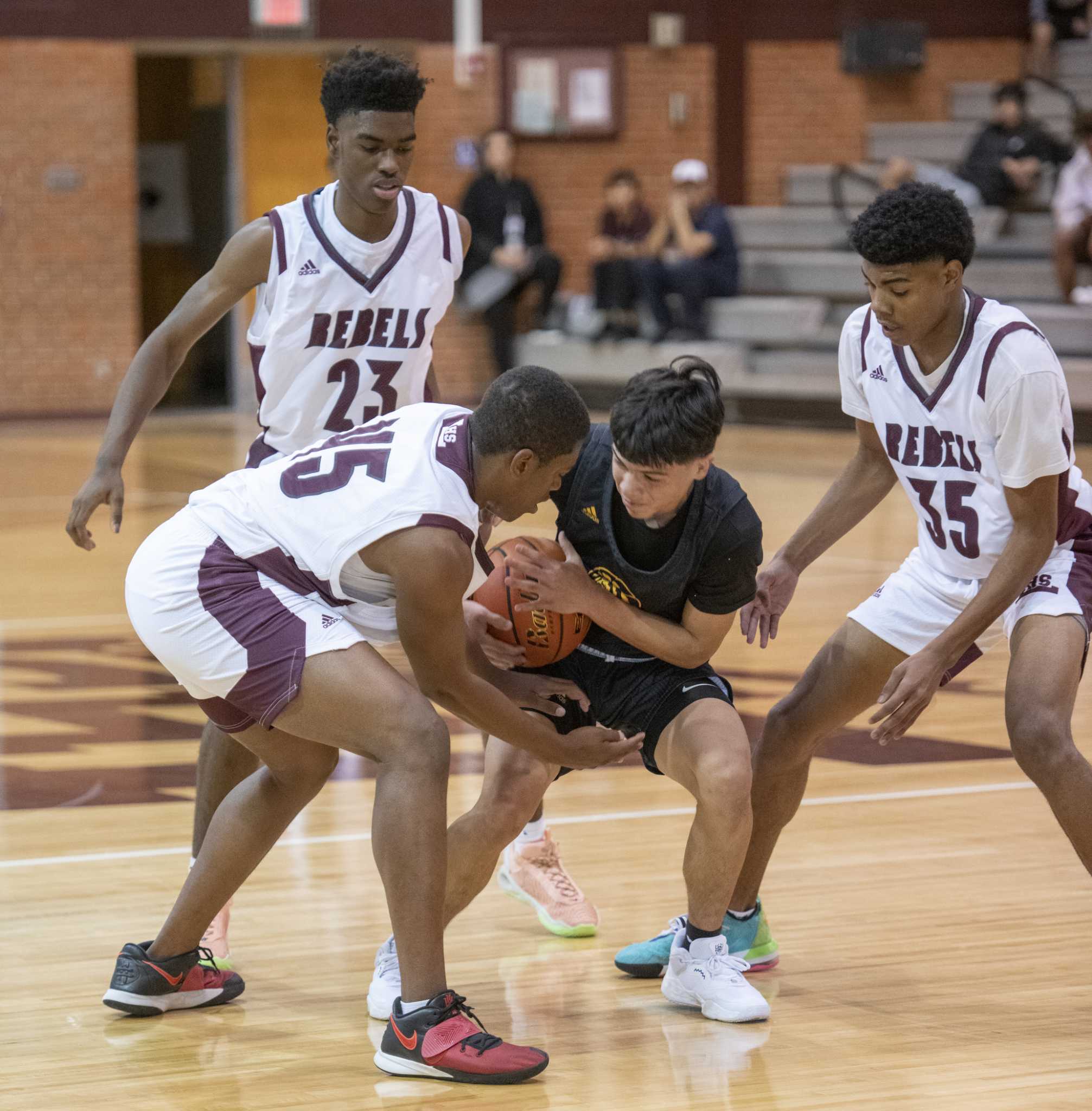 Seminole defeats Legacy basketball boys in season opener