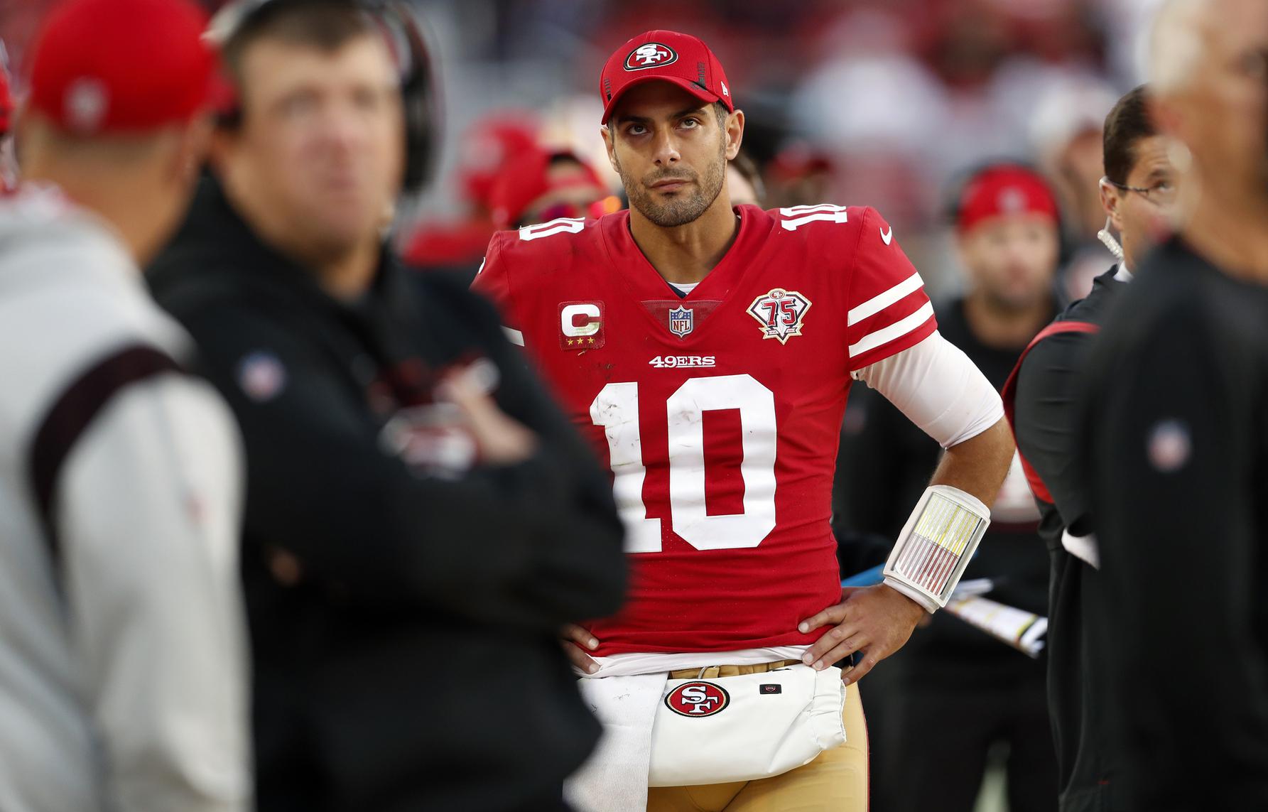 Report: Shoulder injury prevented 49ers from trading Garoppolo to