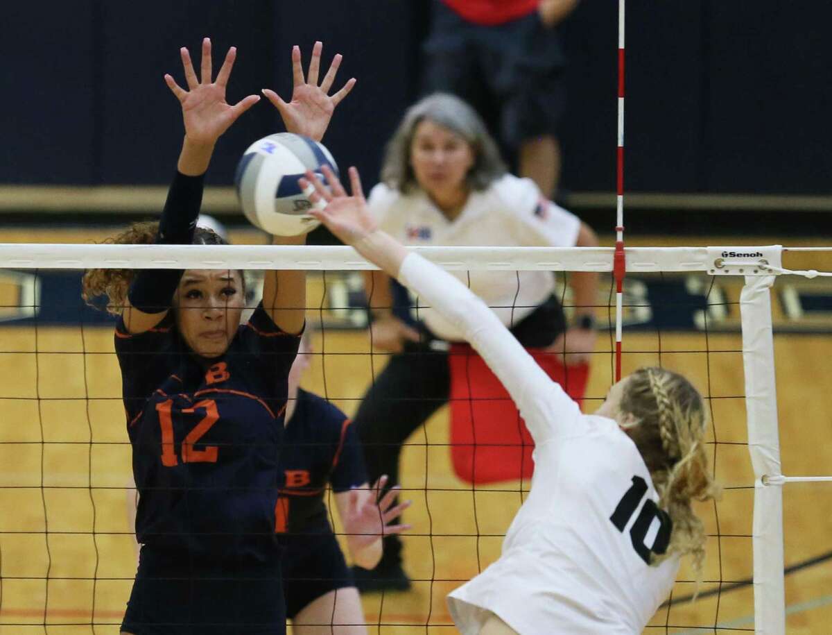 Brandeis meets high expectations on its way to state