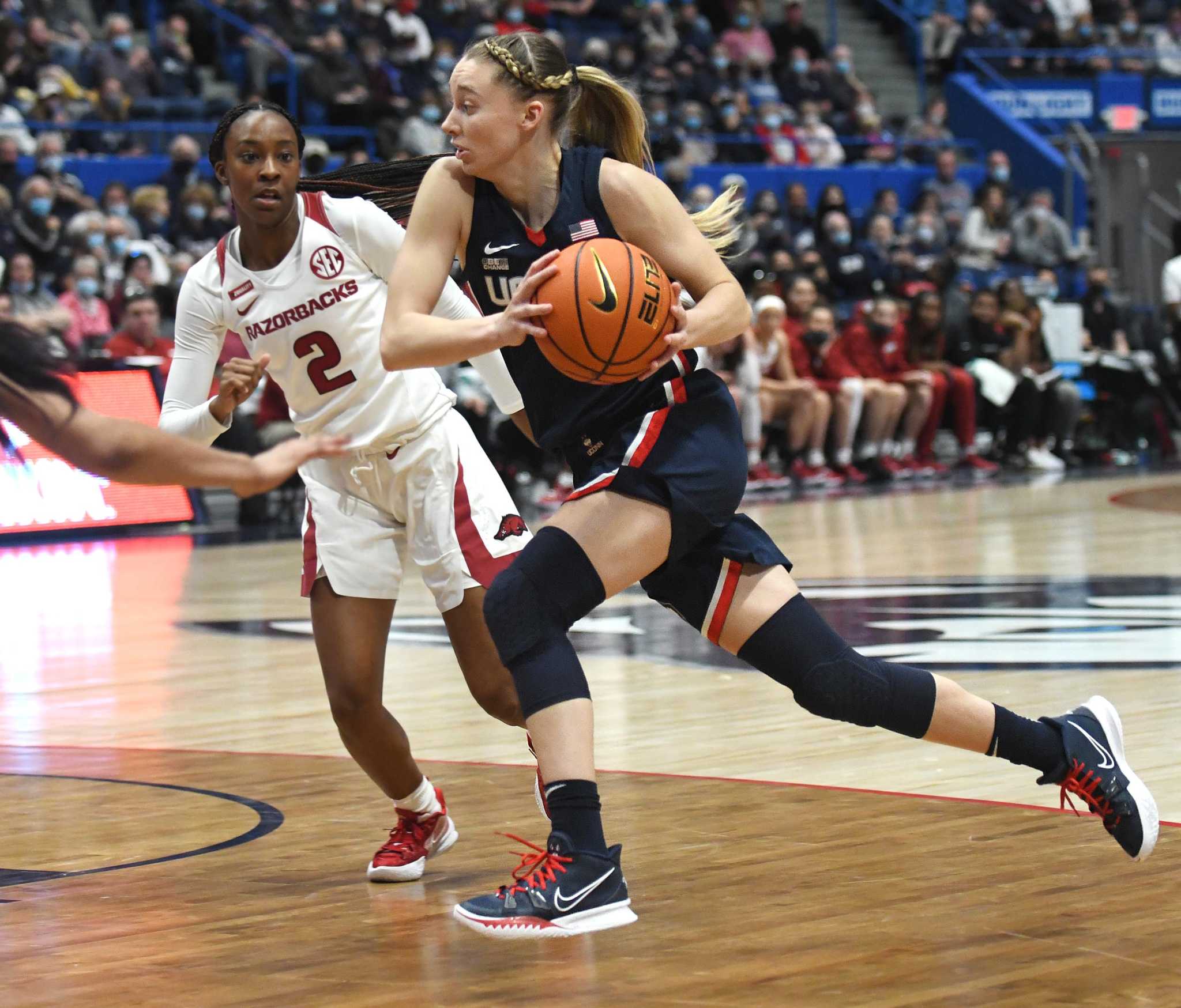 Paige Bueckers Scores 34 Points To Lead UConn Women; Santa Clara Women ...