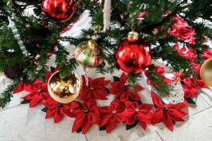 Video: Make your own Christmas tree skirt with wool felt