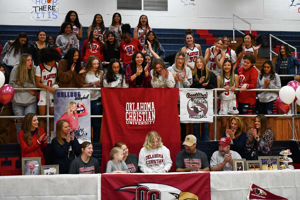 Plainview senior Haley Curtis signed her National Letter of Intent to play college volleyball for Division II Oklahoma Christian on Tuesday morning in the Dog House. 