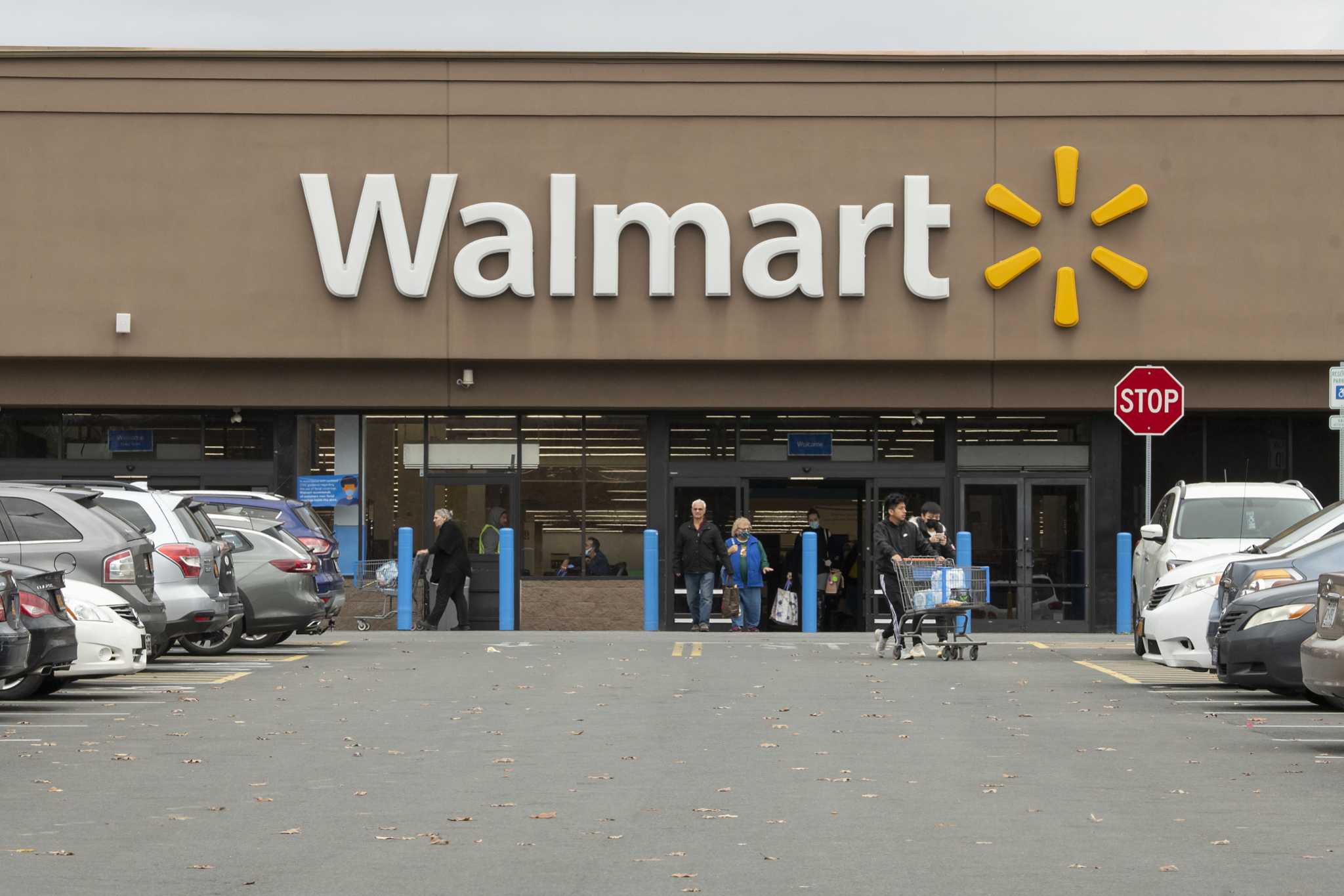 walmart-truck-drivers-just-got-a-pay-hike