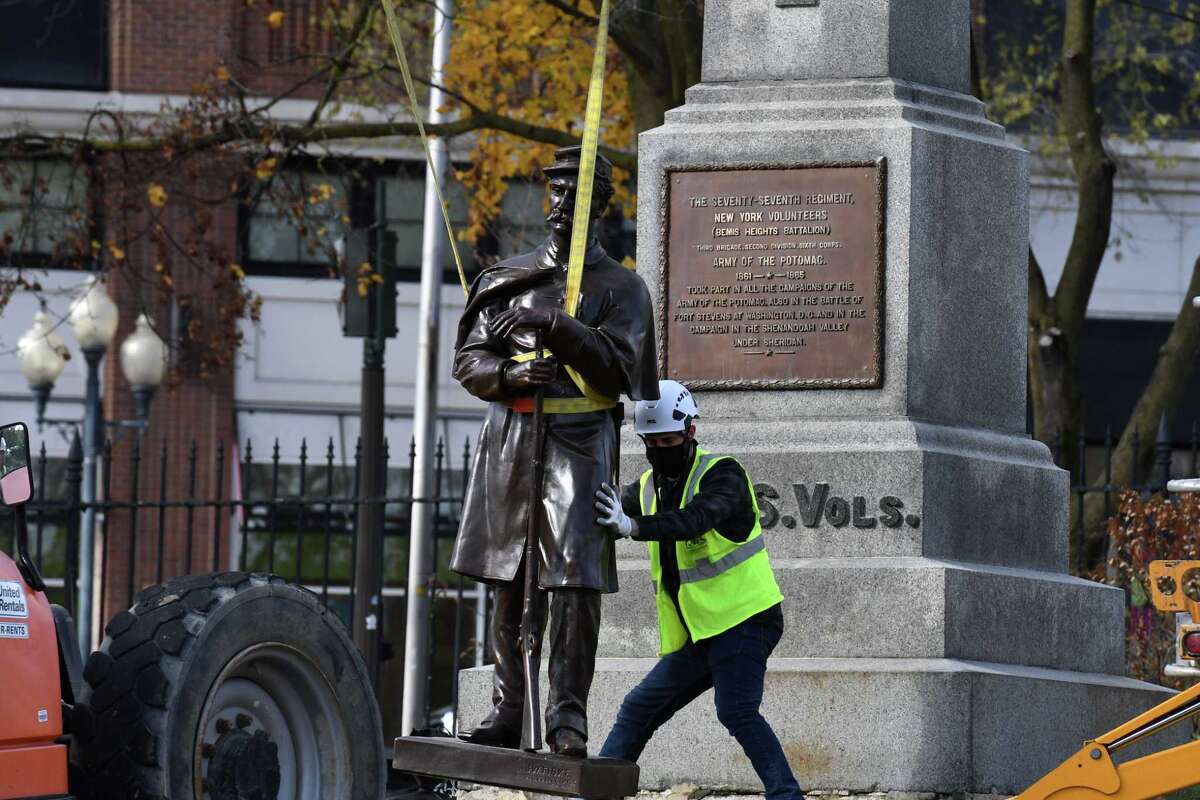 Vandalized Saratoga Civil War statue reinstalled Tuesday