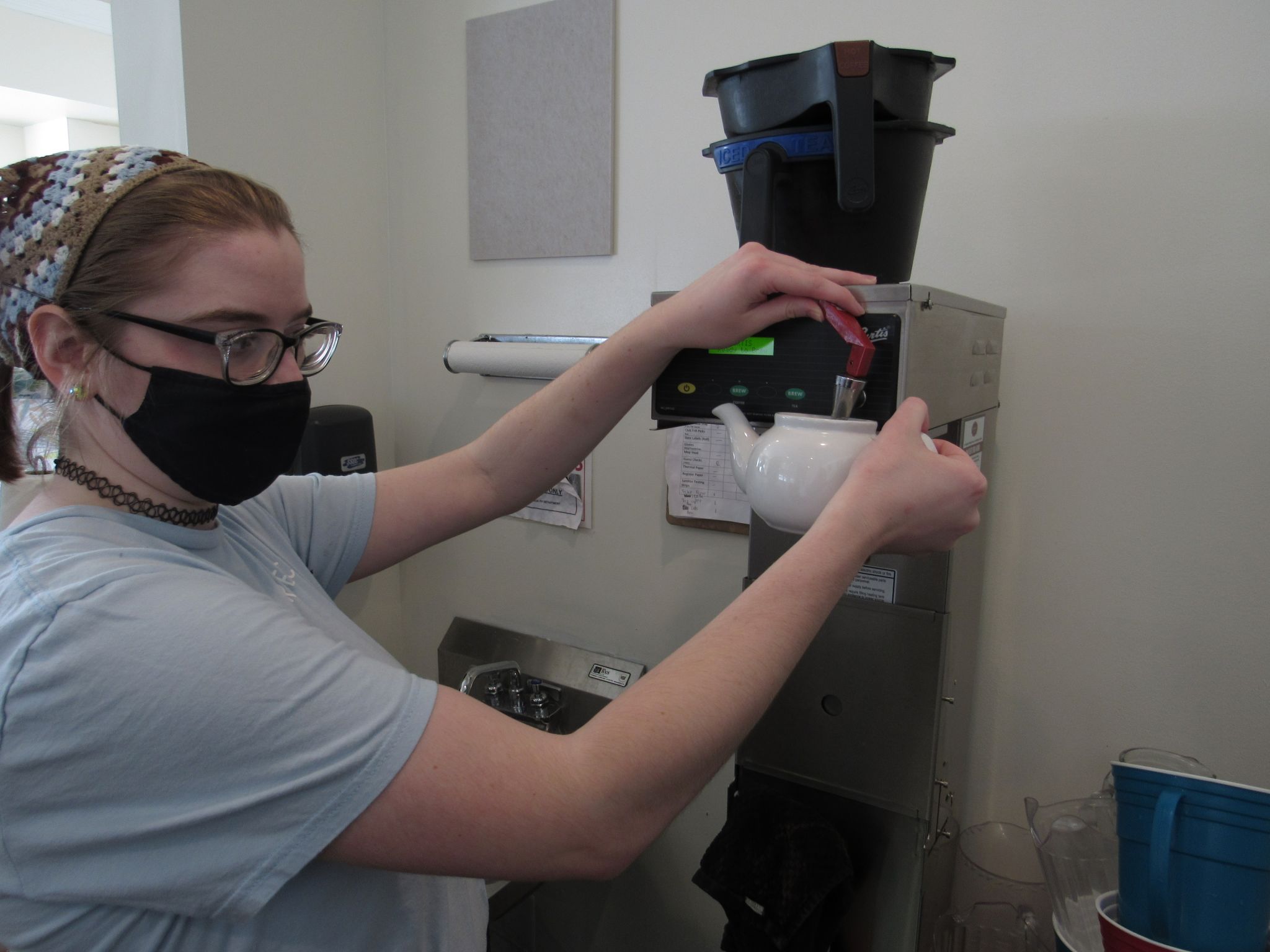 From residents to businesses, Glen Carbon community adapts during boil