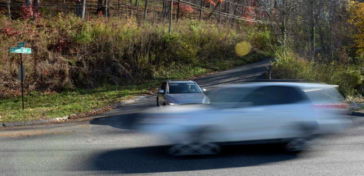 After several accidents, New Milford residents push for safer intersection