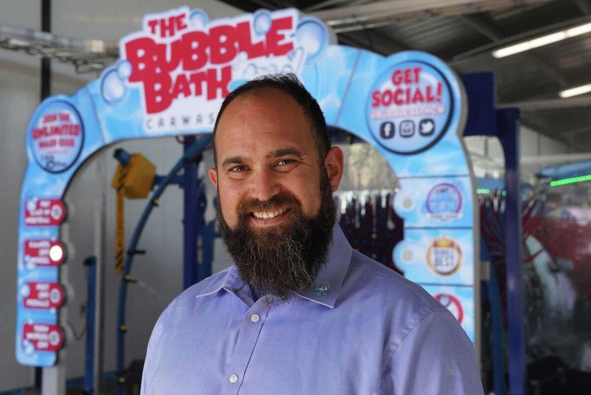 Familyowned Bubble Bath Car Wash chain expands to wash San Antonio’s