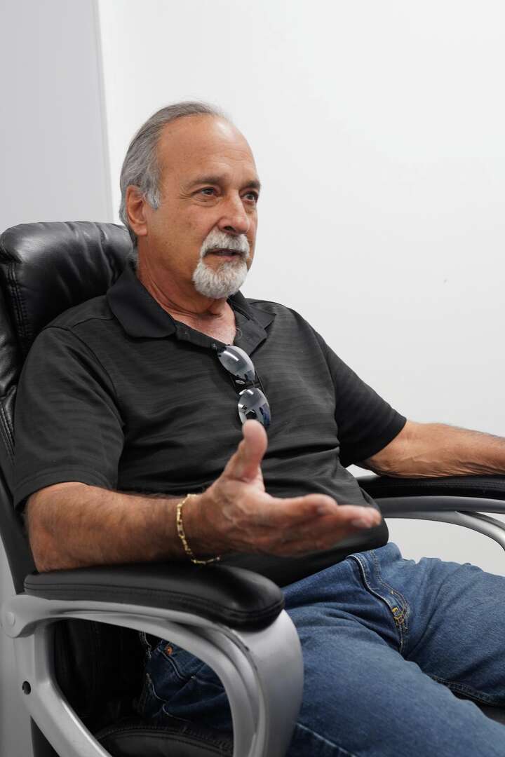 Familyowned Bubble Bath Car Wash chain expands to wash San Antonio’s