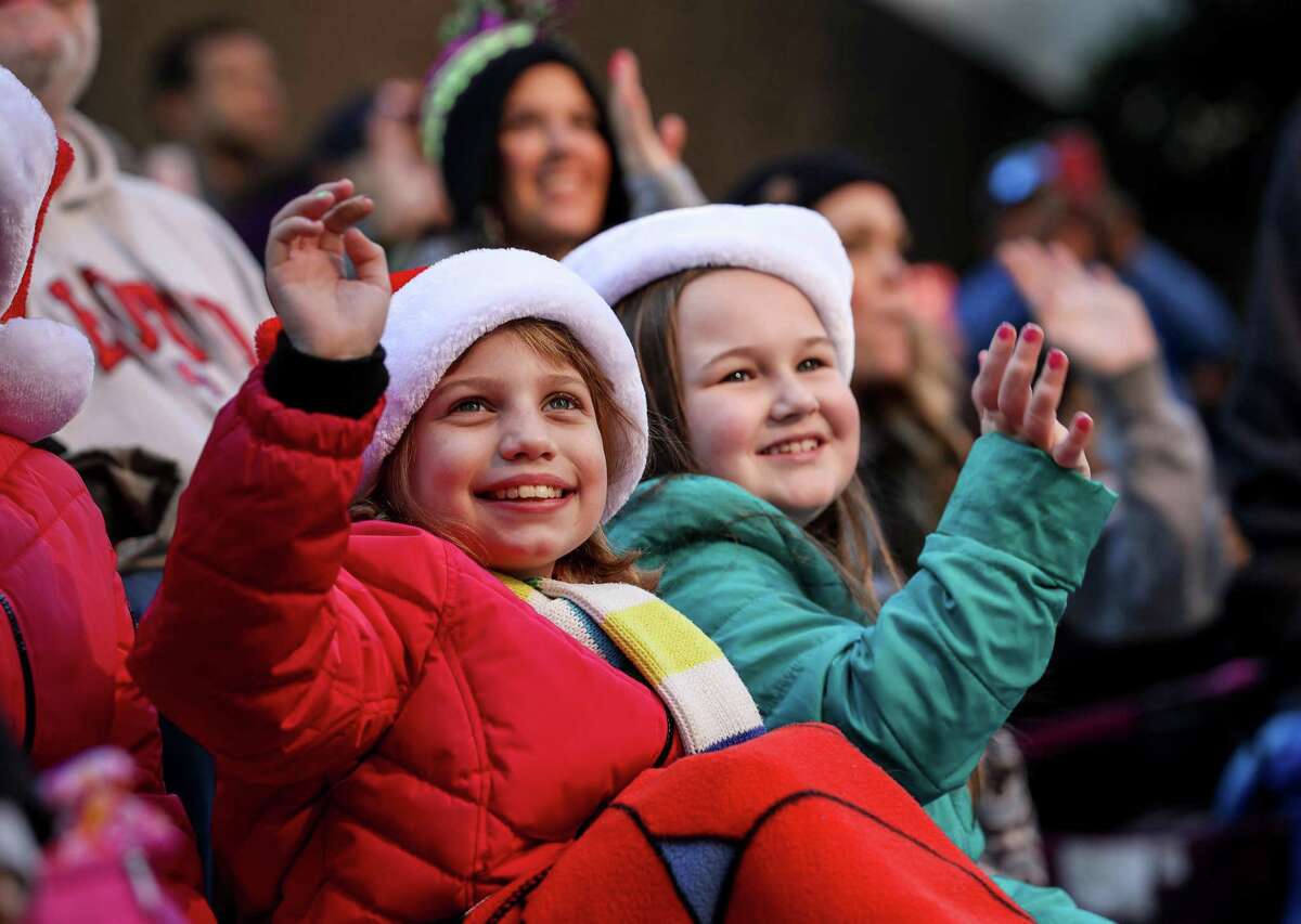 Houston Thanksgiving Day Parade set to take place 'rain or shine' Thursday  morning – Houston Public Media