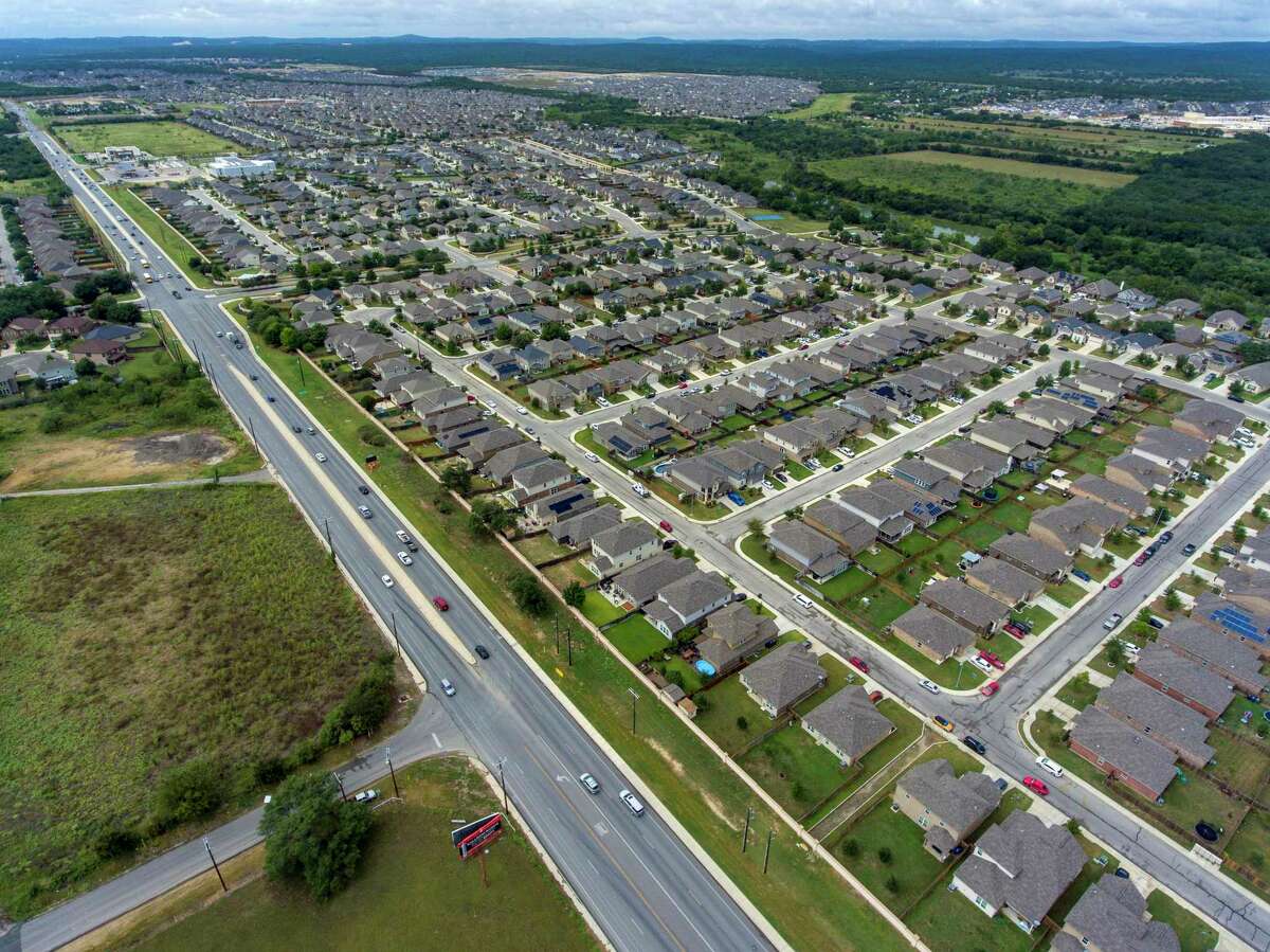 Culebra Road flanks a subdivision beyond Loop 1604 on the Far West Side. Three census tracts in the area had Bexar County’s fastest population increases from 2010 to 2020 — one of them grew 468 percent.