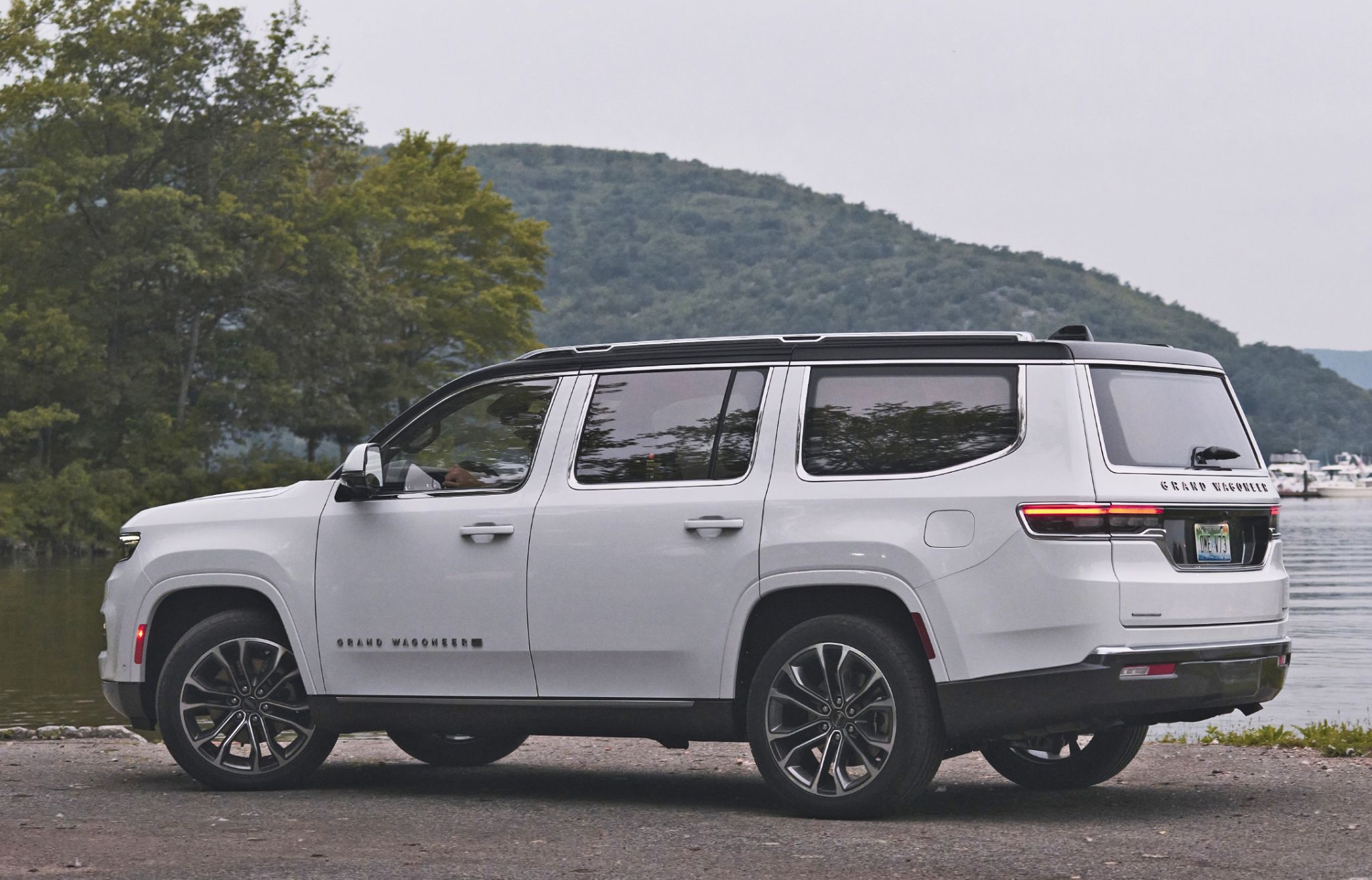 Don&#39;t call it a Jeep: New Wagoneer a brand of its own, starts at $$57,995